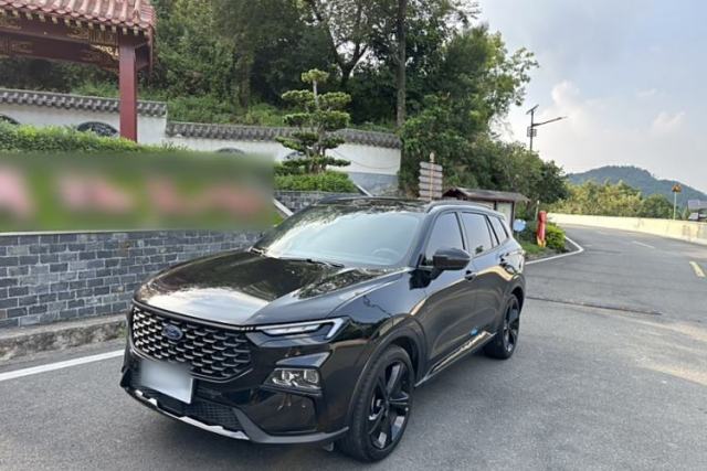 Ojetý Ford Equator Sport 2022 Edge EcoBoost 170 Light & Shadow