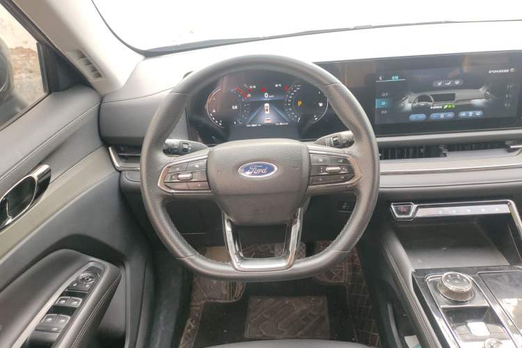 Used Ford Equator Sport 2022 EcoBoost 170 Platinum Edition Steering Wheel