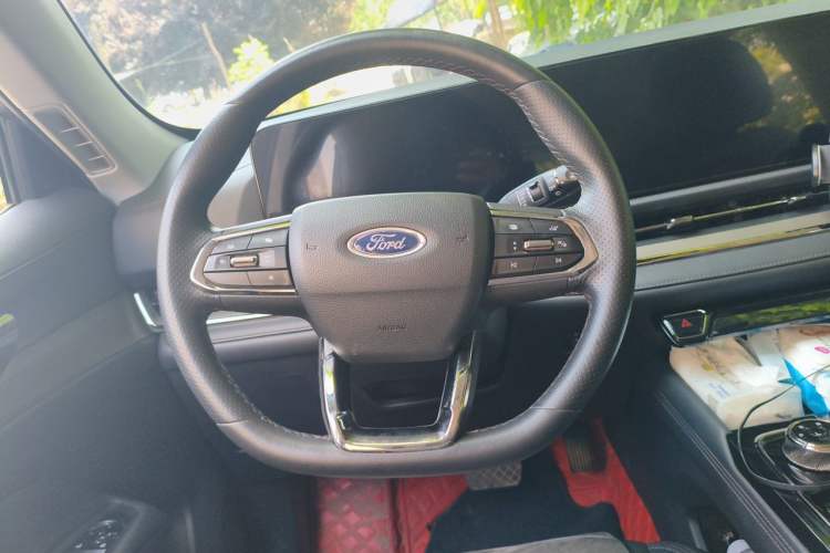Used Ford Equator Sport 2022 EcoBoost 170 Platinum Edition Steering Wheel