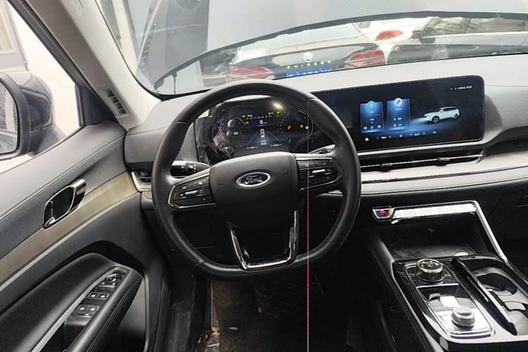Used Ford Equator Sport 2022 EcoBoost 170 Platinum Edition Steering Wheel