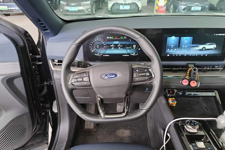 Used Ford Equator Sport 2022 Facelift EcoBoost 170 Prestige Model Steering Wheel