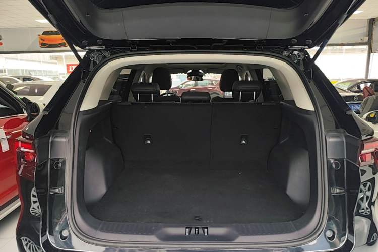 Used Ford Equator Sport 2022 EcoBoost 170 Premier Edition Trunk