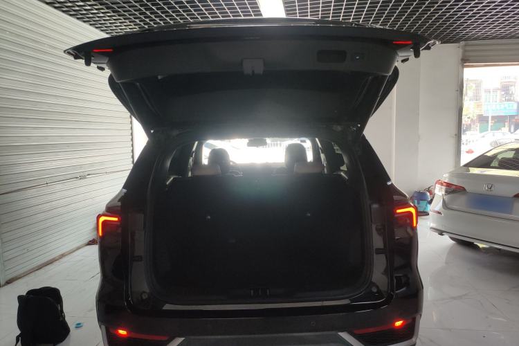 Used Ford Equator Sport 2022 Facelift EcoBoost 170 Prestige Model Trunk