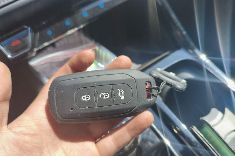 Used Ford Equator Sport 2022 EcoBoost 170 Platinum Edition Vehicle Key