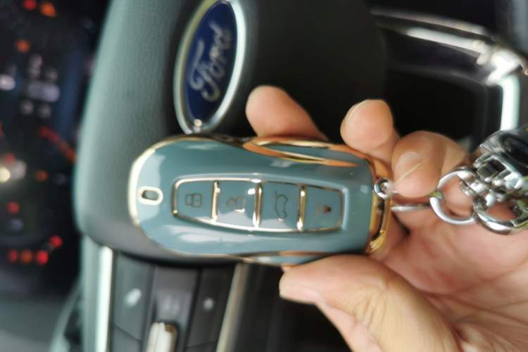 Used Ford Equator Sport 2022 EcoBoost 170 Platinum Edition Vehicle Key