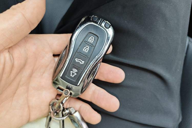 Used Ford Equator Sport 2022 EcoBoost 170 Premier Edition Vehicle Key