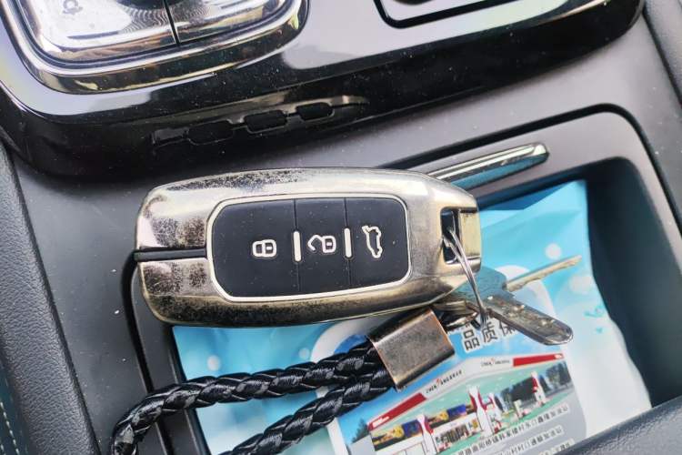 Used Ford Equator Sport 2022 EcoBoost 170 Premier Edition Vehicle Key