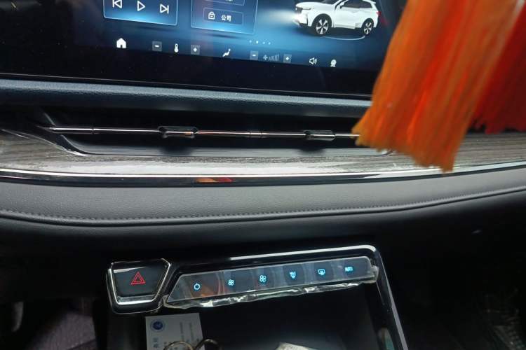 Used Ford Equator Sport 2022 Facelift EcoBoost 170 Prestige Model Audio And AC Panel