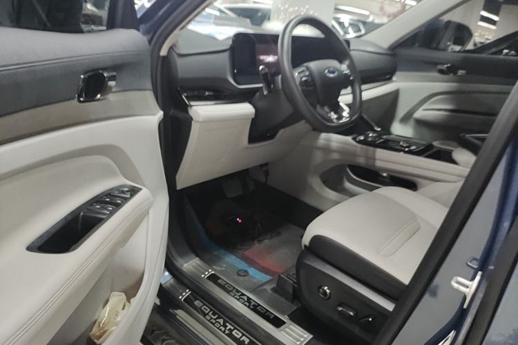 Used Ford Equator Sport 2022 EcoBoost 170 Platinum Edition Driver Seat