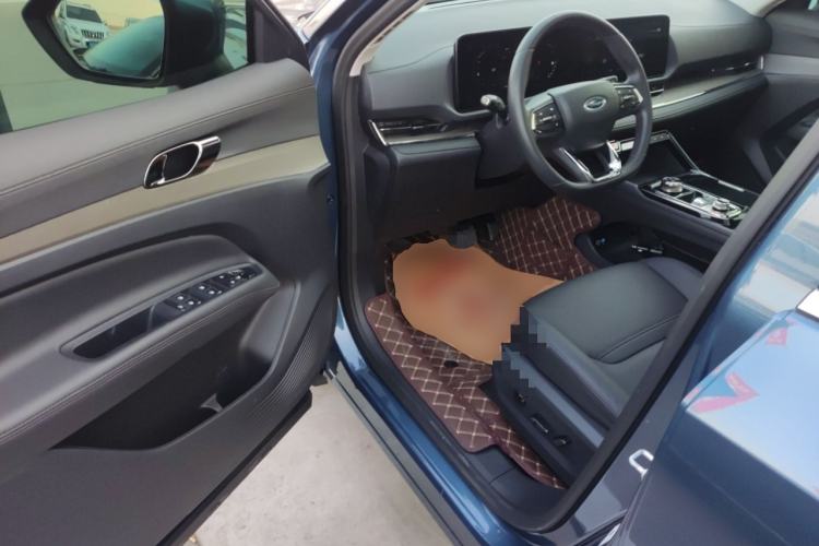 Used Ford Equator Sport 2022 EcoBoost 170 Platinum Edition Driver Seat