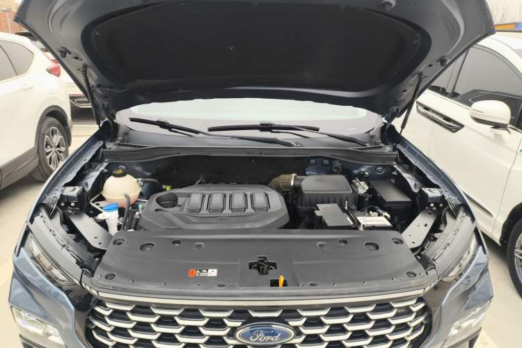 Used Ford Equator Sport 2022 EcoBoost 170 Platinum Edition Engine Bay