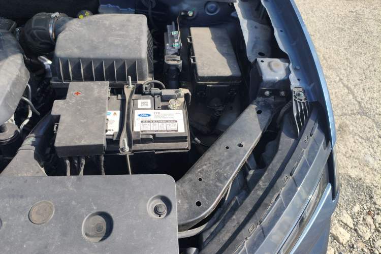 Used Ford Equator Sport 2022 Facelift EcoBoost 170 Prestige Model Engine Bay Left