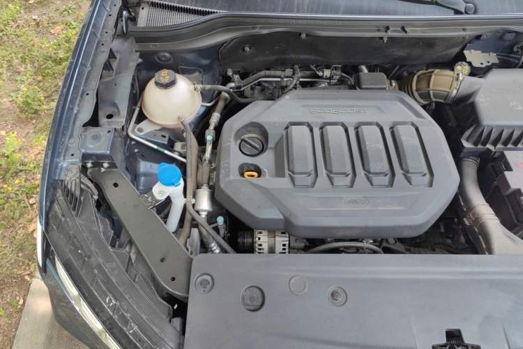 Used Ford Equator Sport 2022 Facelift EcoBoost 170 Prestige Model Engine Bay Right