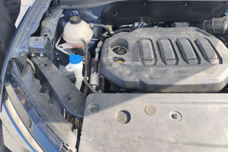 Used Ford Equator Sport 2022 Facelift EcoBoost 170 Prestige Model Engine Bay Right