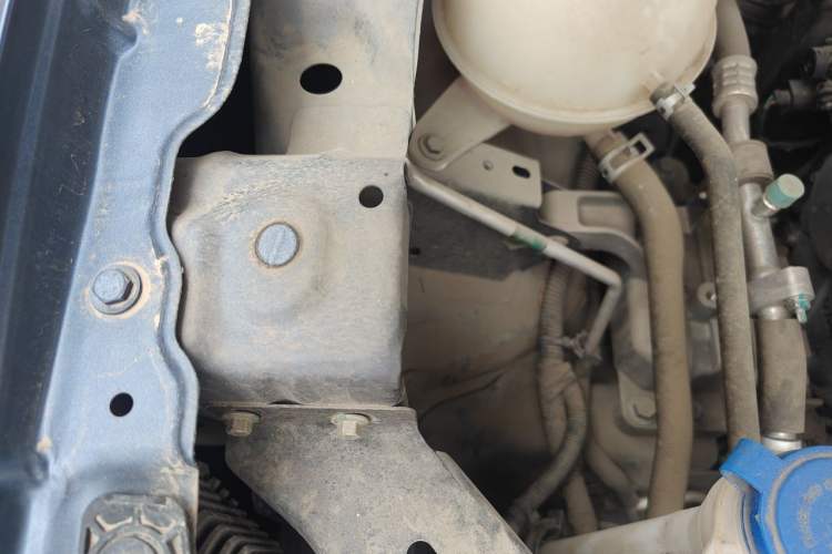 Used Ford Equator Sport 2022 Facelift EcoBoost 170 Prestige Model Engine Bay Right