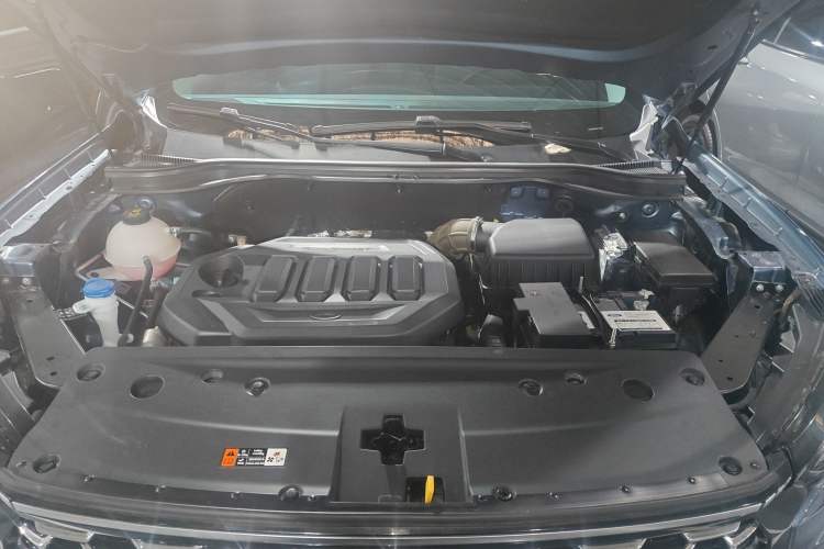 Used Ford Equator Sport 2022 EcoBoost 170 Platinum Edition Engine Bay
