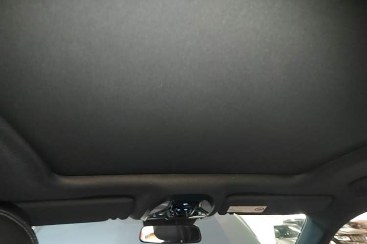 Used Ford Equator Sport 2022 Facelift EcoBoost 170 Prestige Model Headliner