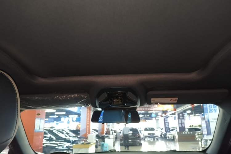 Used Ford Equator Sport 2022 Restyled EcoBoost 170 Prestige PLUS Trim Headliner