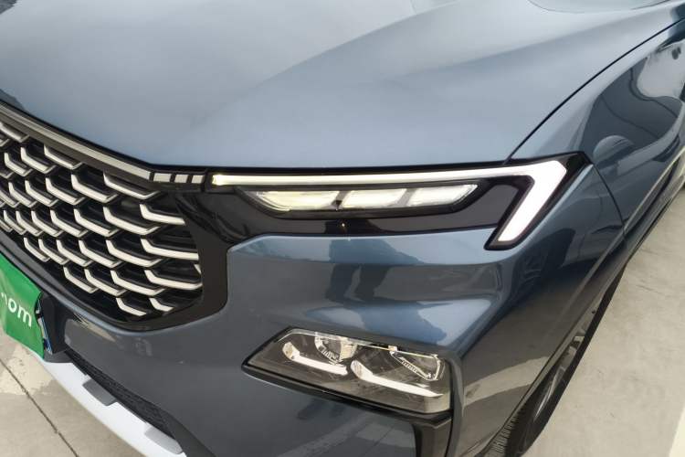 Used Ford Equator Sport 2022 EcoBoost 170 Platinum Edition Left Front Headlight