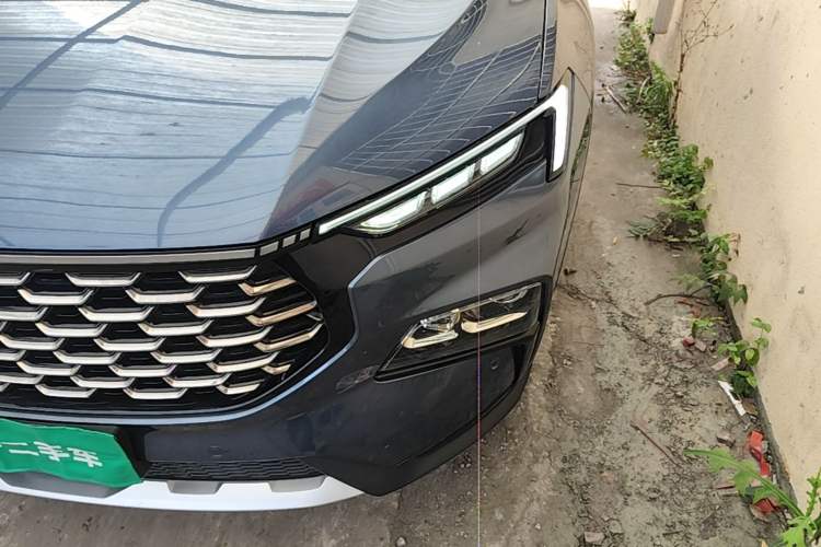 Used Ford Equator Sport 2022 Facelift EcoBoost 170 Prestige Model Left Front Headlight