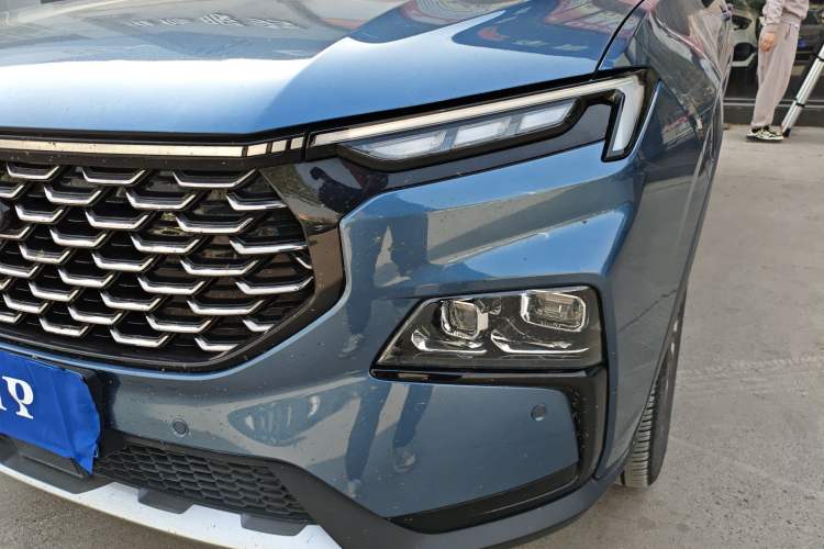 Used Ford Equator Sport 2022 Facelift EcoBoost 170 Prestige Model Left Front Headlight