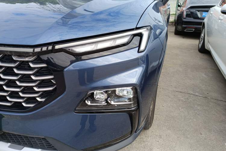 Used Ford Equator Sport 2022 EcoBoost 170 Platinum Edition Left Front Headlight