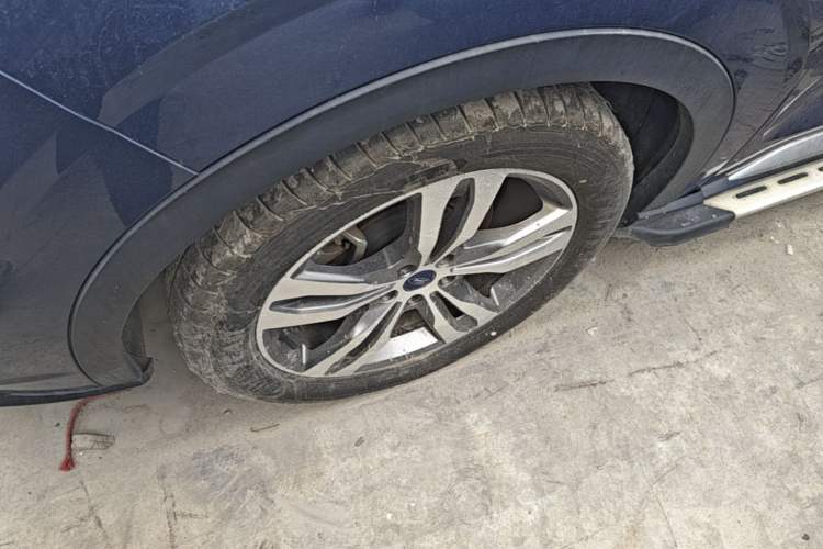 Used Ford Equator Sport 2022 Facelift EcoBoost 170 Prestige Model Left Front Wheel Hub