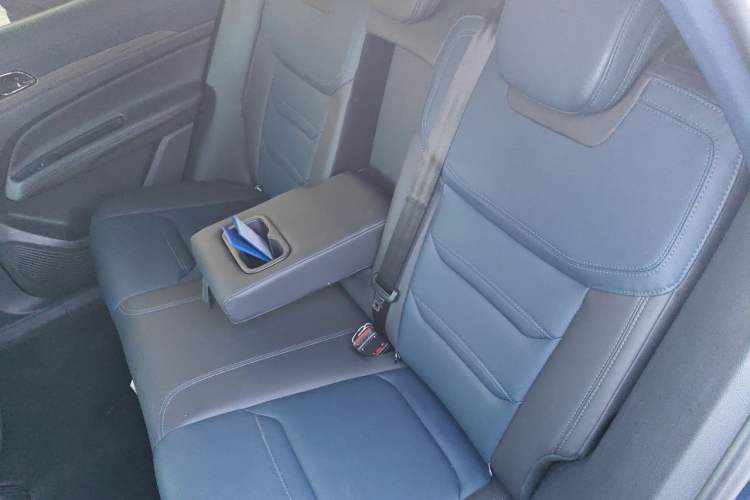 Used Ford Equator Sport 2022 EcoBoost 170 Premier PLUS Trim Left Rear Seat