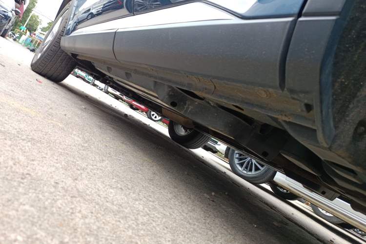 Used Ford Equator Sport 2022 EcoBoost 170 Platinum Edition Left Side Sill