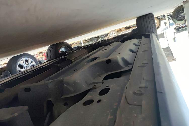 Used Ford Equator Sport 2022 EcoBoost 170 Platinum Edition Left Side Sill
