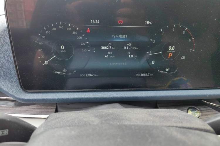 Used Ford Equator Sport 2022 Facelift EcoBoost 170 Prestige Model Odometer Close Up