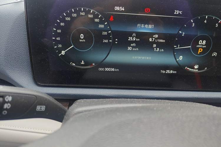 Used Ford Equator Sport 2022 Facelift EcoBoost 170 Prestige Model Odometer Close Up