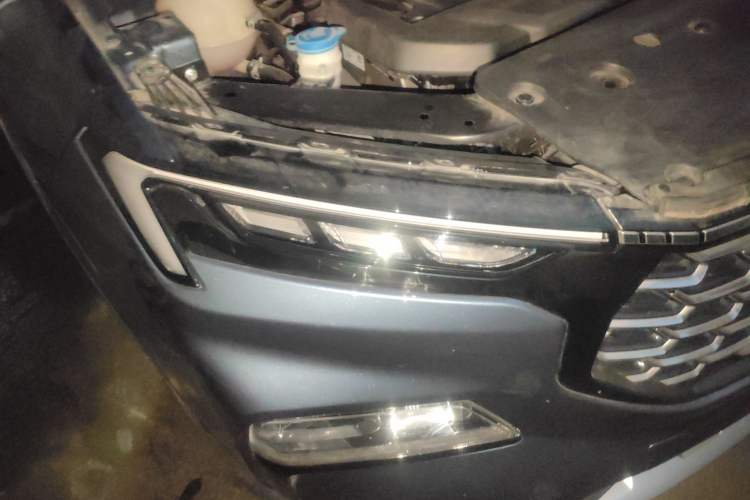 Used Ford Equator Sport 2022 EcoBoost 170 Premier Edition Right Front Headlight