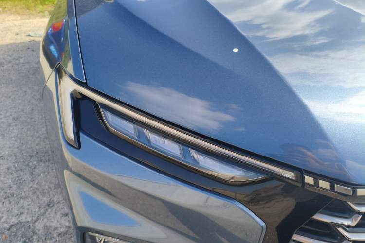 Used Ford Equator Sport 2022 Facelift EcoBoost 170 Prestige Model Right Front Headlight