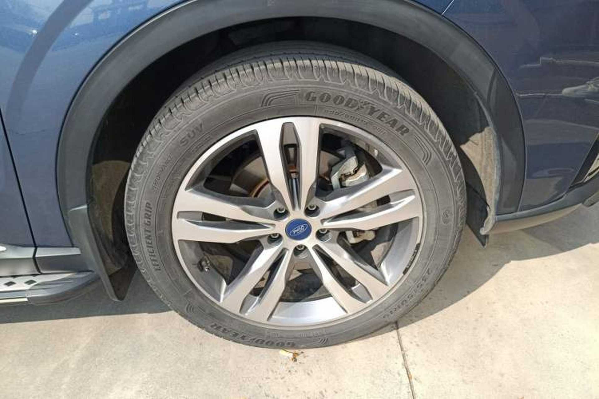 Used Ford Equator Sport 2022 Facelift EcoBoost 170 Prestige Model Right Front Wheel Hub