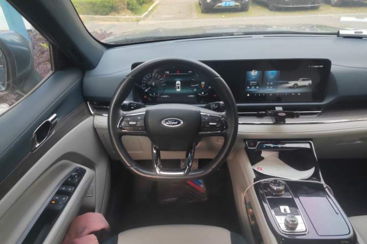 Used Ford Equator Sport 2022 EcoBoost 170 Premier Edition Steering Wheel