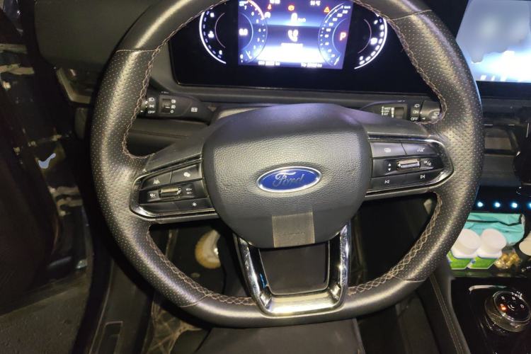 Used Ford Equator Sport 2022 EcoBoost 170 Premier Edition Steering Wheel