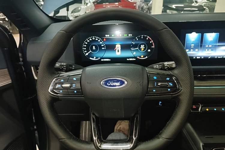 Used Ford Equator Sport 2022 Facelift EcoBoost 170 Prestige Model Steering Wheel