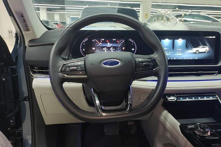 Used Ford Equator Sport 2022 EcoBoost 170 Platinum Edition Steering Wheel