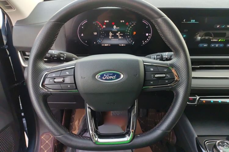 Used Ford Equator Sport 2022 EcoBoost 170 Platinum Edition Steering Wheel