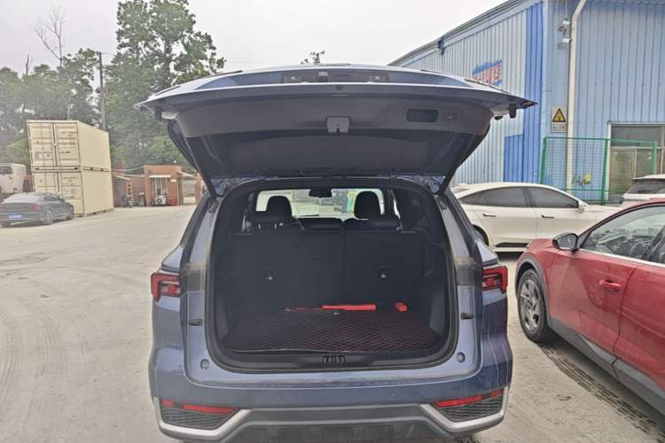 Used Ford Equator Sport 2022 Facelift EcoBoost 170 Prestige Model Trunk