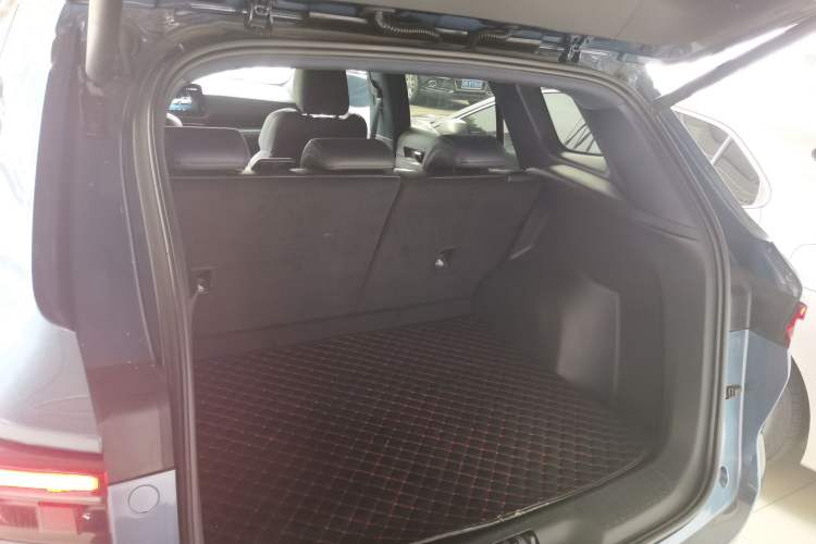Used Ford Equator Sport 2022 Facelift EcoBoost 170 Prestige Model Trunk