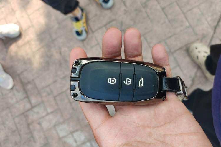 Used Ford Equator Sport 2022 Facelift EcoBoost 170 Prestige Model Vehicle Key