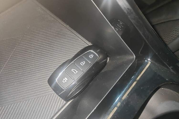 Used Ford Equator Sport 2022 EcoBoost 170 Platinum Edition Vehicle Key
