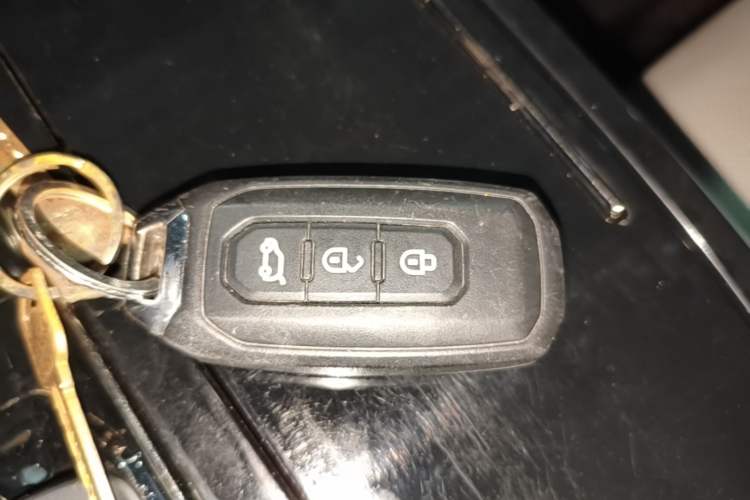 Used Ford Equator Sport 2022 Restyled EcoBoost 170 Prestige PLUS Trim Vehicle Key