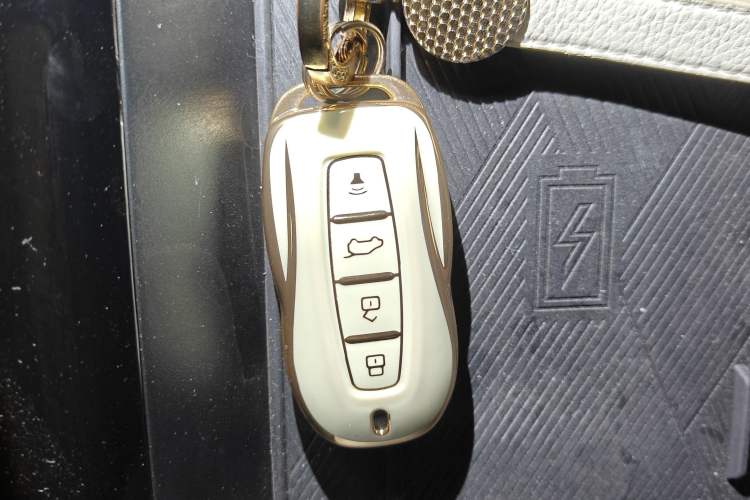 Used Ford Equator Sport 2022 Restyled EcoBoost 170 Prestige PLUS Trim Vehicle Key