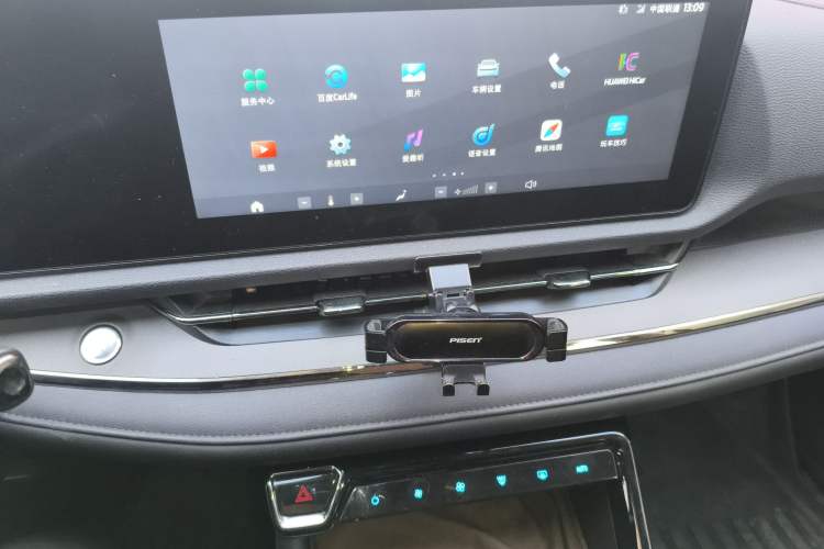 Used Ford Equator Sport 2022 EcoBoost 170 Premier Edition Audio And AC Panel