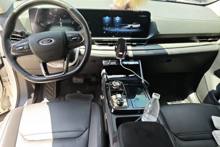 Used Ford Equator Sport 2022 EcoBoost 170 Premier Edition Center Console