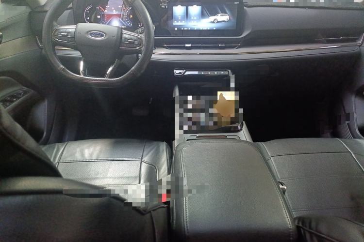 Used Ford Equator Sport 2022 EcoBoost 170 Premier Edition Center Console