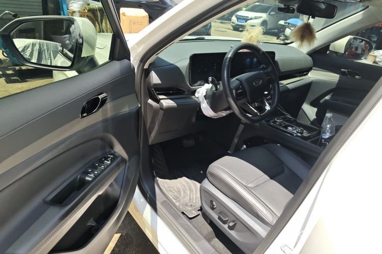 Used Ford Equator Sport 2022 EcoBoost 170 Premier Edition Driver Seat
